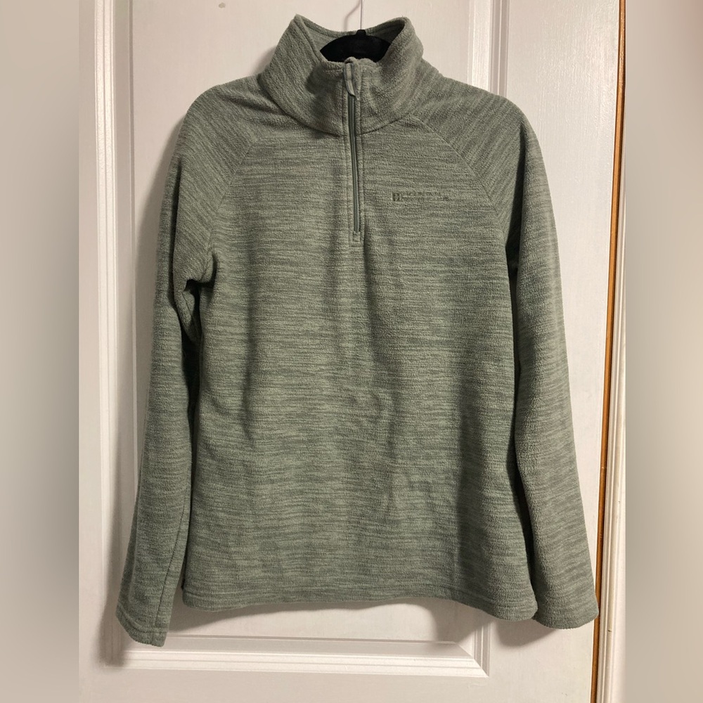 Longsleeve raglan quarter zip fleece sweater
